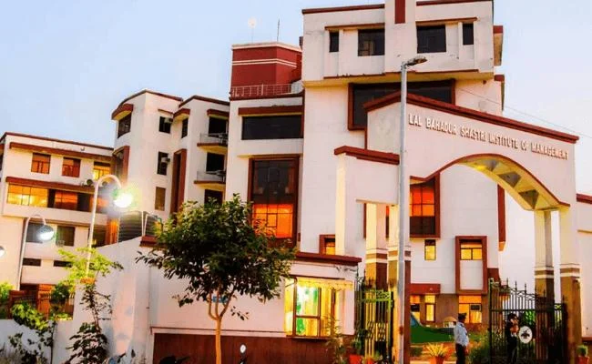MBA Colleges in Delhi Lal Bahadur Shastri